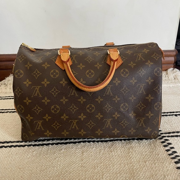 Louis Vuitton Speedy Bag - Picture 3 of 6